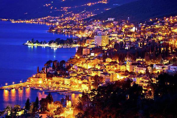 Villa Mediteran Opatija **** Exteriör bild