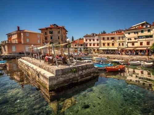 Villa Mediteran Opatija **** Exteriör bild