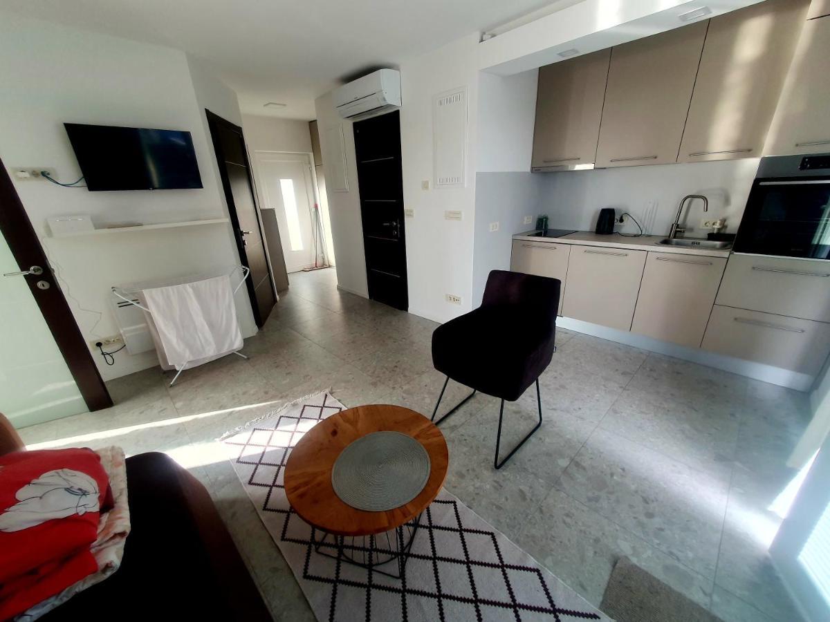 Villa Mediteran Opatija **** Exteriör bild